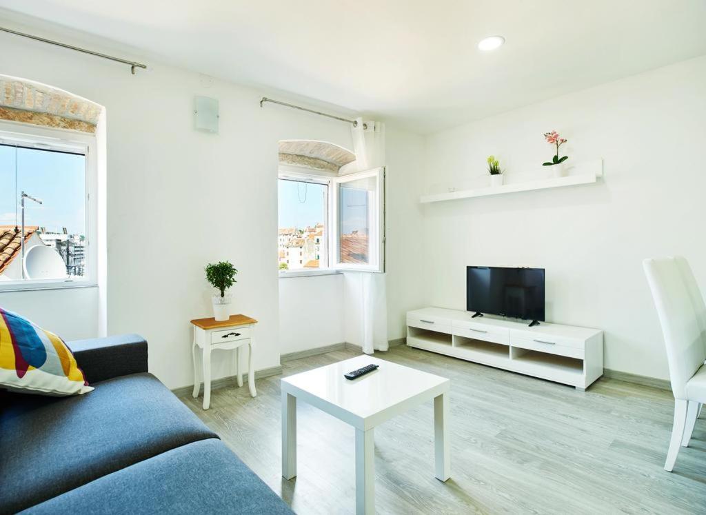 Roviv Apartments In The Old Town By Irundo Rovinj Exterior photo